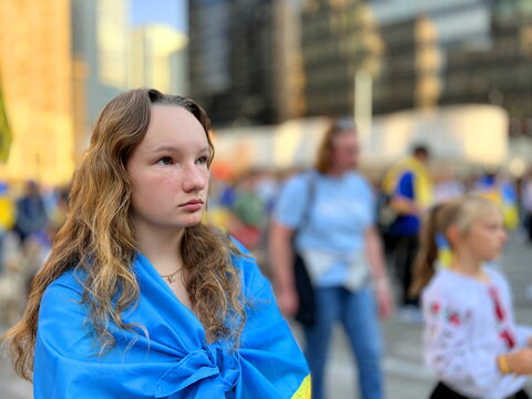 in honor of defenfers of Ukraine Vancouver rally and march oct 16 2022 Art Gallery Ukrainians and other nationalities took to the streets against Russian terrorism 16.10.2022 Canada Vancouver