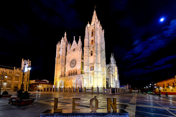 Fototapeta premium Leon Cathedral - Spain