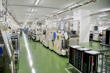 電子部品の製造ライン工場