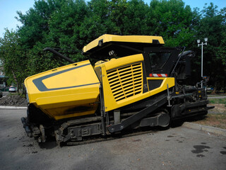 Road milling cutter is specially designed for selective milling and layer-by-layer removal of worn or damaged road surface