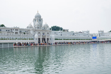 Obraz premium Various views of the Golden Temple at night, Amritsar