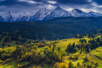The Pieniny - Pieniny national park is a mountain range in the south of Poland and the north of Slovakia.