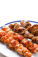 炭火でじっくり焼いた焼き鳥の盛り合わせ（タレ）
