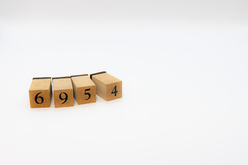 木ブロック　数字　Number　ナンバー　6954