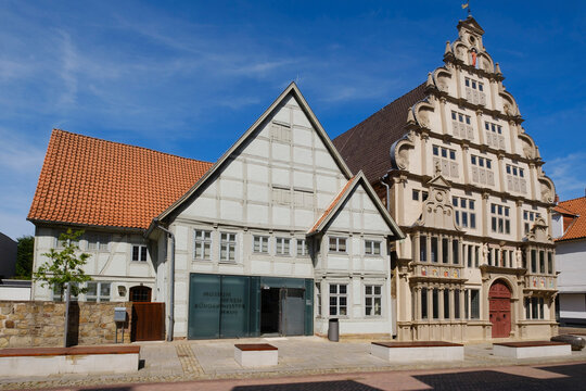 Germany, North Rhine-Westphalia, Lemgo, Facade of historic Hexenburgermeisterhaus museum