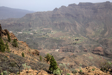Fototapeta na wymiar Gran Canaria, landscape of the southern montainous part of the island, hiking route from Cruz Grande to Arteara in Pilancones Natural Park 