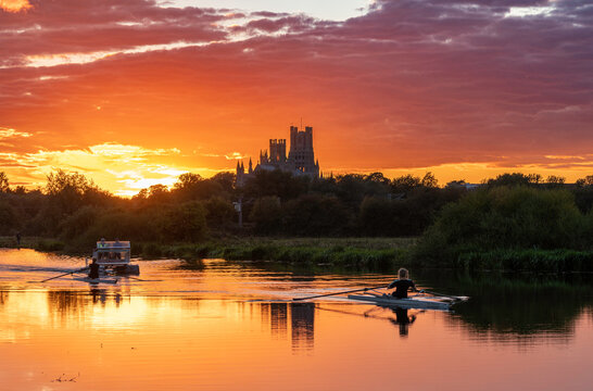 Sunset behind Ely Cathedral, 28th September 2022