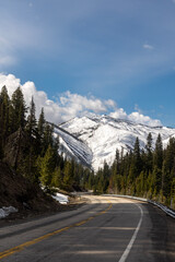 road to the mountains