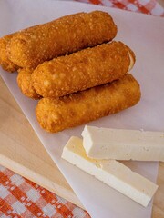 Tequeños con queso