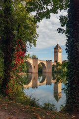 The Valentre Bridge in Cahors, France.  - obrazy, fototapety, plakaty
