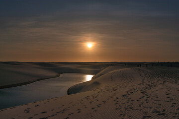 Fototapeta na wymiar sunset in lencois maranhenses
