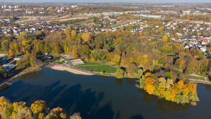 Kraków (Nowa Huta) w Jesiennych Kolorach z drona. Krakow (Nowa Huta) in Autumn Colors from a drone.