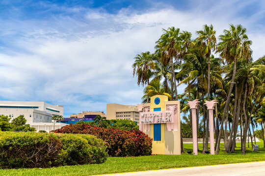 Welcome To Miami Beach Road Sign