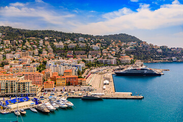 Fototapeta na wymiar Nice city waterfront and marina on the Mediterranean Sea