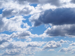 Obraz premium 青空と白い雲