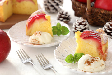 りんごケーキ　紅玉りんごのケーキでティータイム