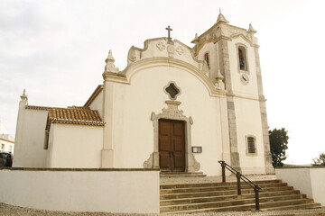 L'église Matrice ou de Notre-Dame de la Conception à Vila Do Bispo, village situé dans le district de Faro dans la région de l'Algarve au Portugal