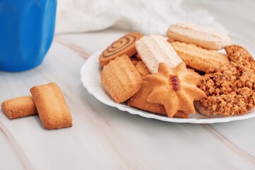 Deliciosos biscoitos caseiros. docinhos amanteigados. bolacha caseira. Biscoitos amanteigados feitos em casa. 