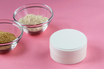Cosmetic round jar and cosmetic ingredients