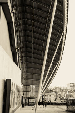 The Sage Of Gateshead Glass Architecture Curves.