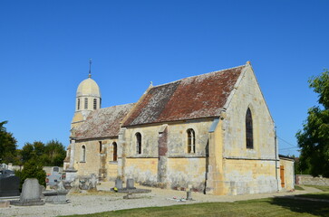 Fototapeta na wymiar L'église d'Escures sur Favières (Calvados - Normandie - France)