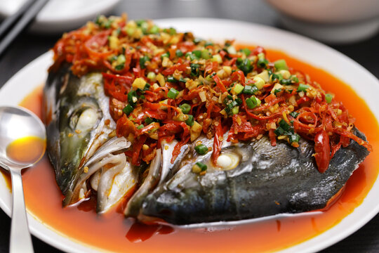 steamed fish head with chopped hot red peppers, Chinese Hunan cuisine