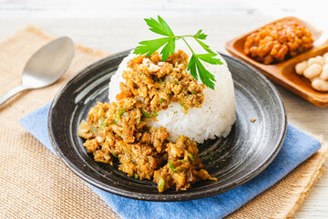 大豆ミートのキーマカレー