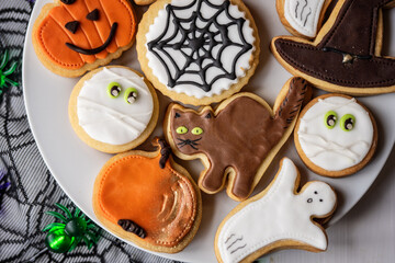 halloween dessert sweet baked trick or treat cookies, cake, bisquits shaped pumpkin, ghost, with,  - 541069520