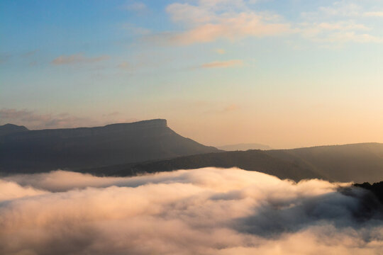 Niebla en la comarca de Osona, Catalunya