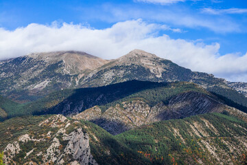 Monta&ntilde;as de la Sierra del Cadi Moixero, en el Bergada. Catalunya