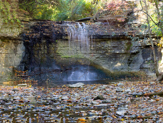 Fototapeta premium Millikin Falls, Quarry Trails Metro Park, Columbus, Ohio