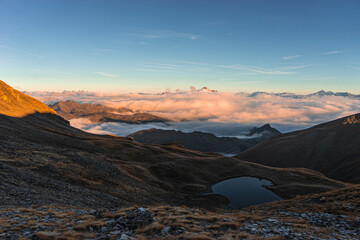 Montagna all'alba