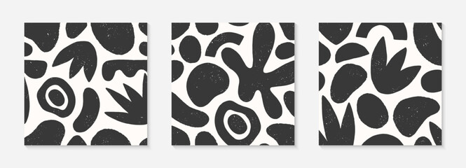Fototapeta premium Set of black and white seamless patterns with hand drawn organic shapes,doodles and elements.Natural forms.Vector trendy designs for prints,flyers,banners,fabric,invitations,branding,covers.