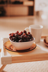 bowl of grapes