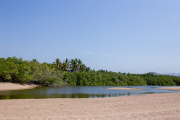 playa punta perula, costa legre, jalisco 