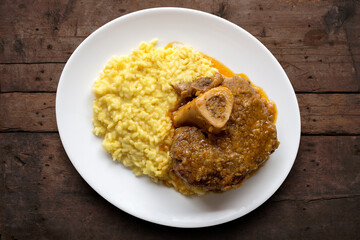 Milanese risotto with saffron and braised veal