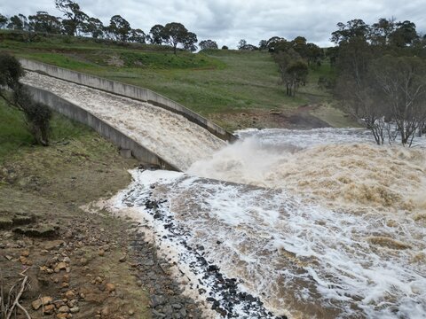 Lake Eppalock dam spillway overflowing into the Campaspe River near Bendigo after heavy spring rain 2022