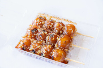 パック入りみたらし団子