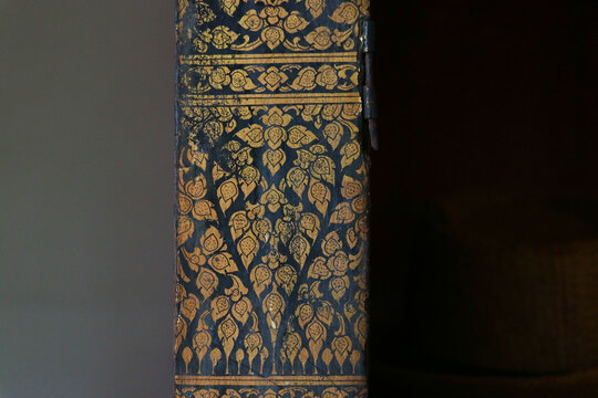 thai style black lacquer and gilding fine art by cover with lacquer and gold leaf, to gild