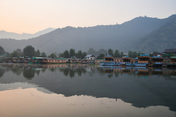 Obraz premium Dal Lake, Srinagar, Kashmir, India