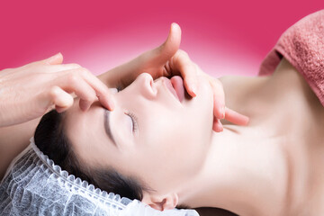 Obraz na płótnie Canvas Anti-aging massage, anti-wrinkle treatment, facial skin care