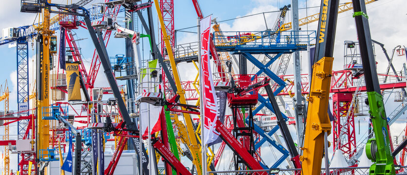 Bauma 2022 - Die gr&ouml;&szlig;te Messe f&uuml;r Baumaschinen, Bergbaumaschinen und Baufahrzeuge in M&uuml;nchen
