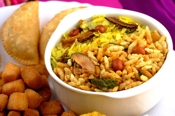 Diwali snacks Diwali faral, Diwali Special sweet and salty snacks, Festival snacks from Maharashtra, India.