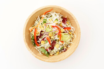 千切りキャベツとカラフル野菜のサラダ