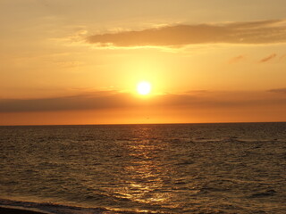 Obraz premium 日本海に沈む夕日