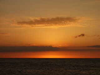 日本海に沈む夕日