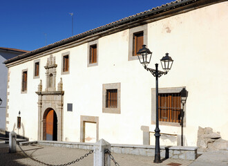 Turismo cultural en Béjar. Convento de San Francisco en Béjar, provincia de Salamanca, Castilla y León, España.