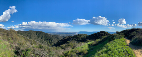 Fototapeta na wymiar Panorama of Pacific Ocean and Los Angeles from Temescal Canyon