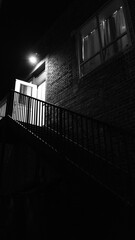 Portas da Percepção, Escadaria noturna,