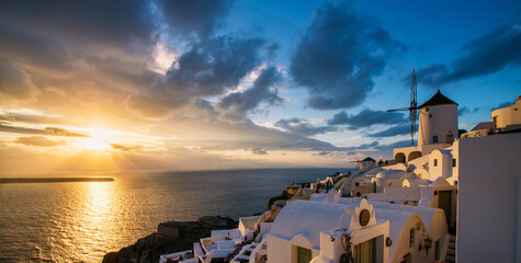 Obraz premium Sunset on Oia Island, Greece